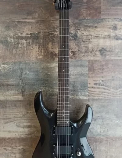 Exposición en pared de guitarra ESP LTD Kirk Hammett Signature Series KH-602