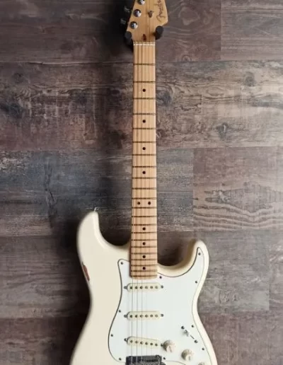 Exposición en pared de guitarra Fender Jimi Hendrix Stratocaster