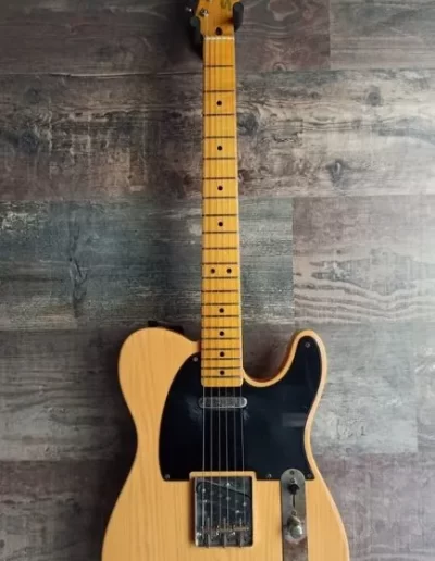 Exposición en pared de guitarra Fender Tele Vintage 52